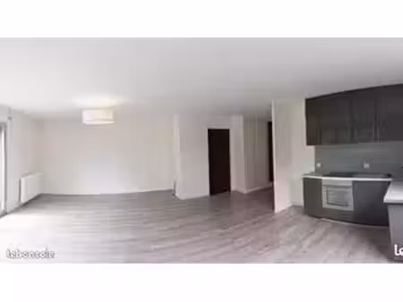 appartement 3 pièces 75 m²