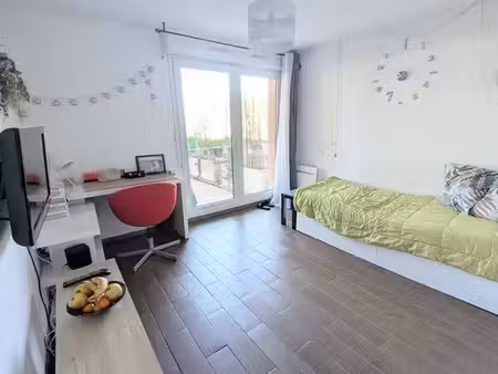 studio 1 pièce 20 m²