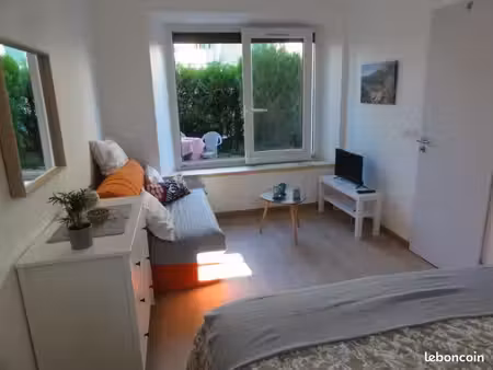 t1 recent 30m2-rez jardin+parking sécurisé-garage vélos skis-très calme-centre aix- gare à