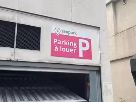 parking clichy