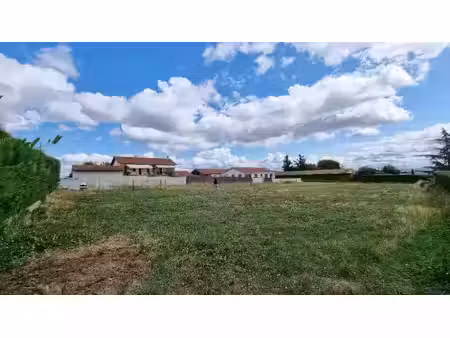 vente terrain 382 m² à montbrison (42600)  56 000 €