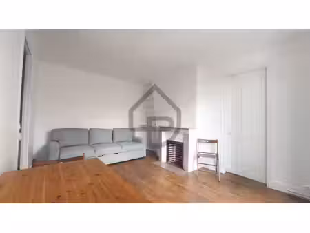 deux pieces de 42 m² loue meuble