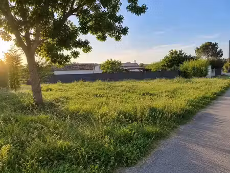 vente terrain 600 m² à peujard (33240)  63 000 €