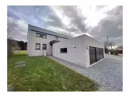 maison à louer à loheré 13 heyd (vbe71248)