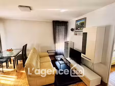 location appartement 3 pièces 59 m² à courbevoie (92400)
