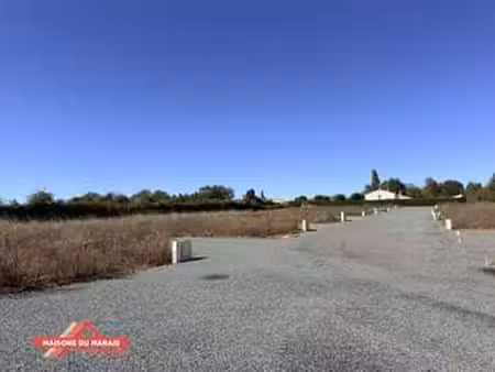vente terrain à sainte-néomaye (79260) : à vendre / sainte-néomaye