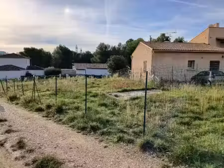 vente terrain 418 m² à rognac (13340)  200 000 €