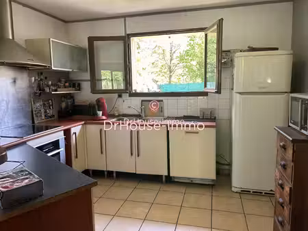 maison de plain pied avec garage et jardin