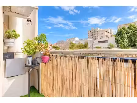 location appartement 3 pièces 66 m² à marseille 7ème (13007)  1 390 €
