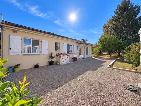 maison prête à vivre - 4 chambres  garage et jardin clos