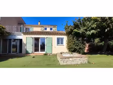 roquebrune-sur-argens : villa 5 pièces avec vue mer  proche golf