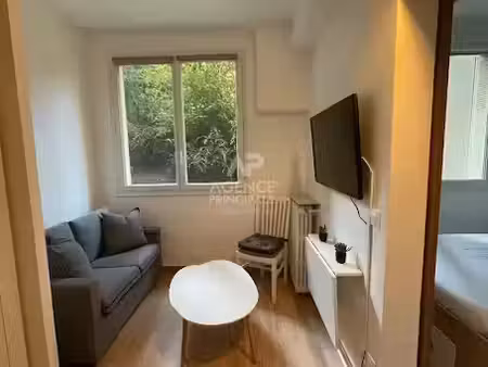 location meublée appartement 1 pièce 18.84 m² à chaville (92370)  690 €