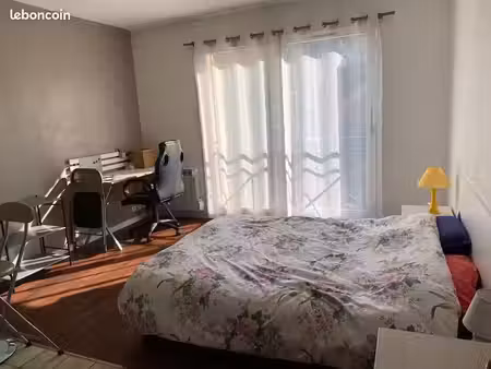 location meublée appartement 1 pièce 24 m² à gif-sur-yvette (91190)  780 €