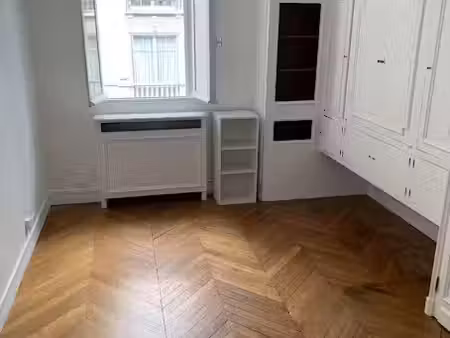 location appartement 1 pièce 18 m² à paris 16ème (75016)  750 €