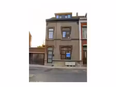 studio à louer à rue jean jaurès 69 courcelles (vbe71263)