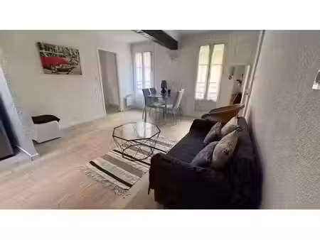 location appartement 2 pièces 41.25 m² à aix-en-provence (13090)  954 €