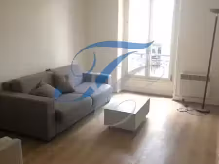 location meublée appartement 1 pièce 29 m² à paris 17ème (75017)  949 €