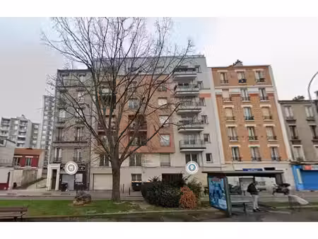 parking / box saint ouen sur seine