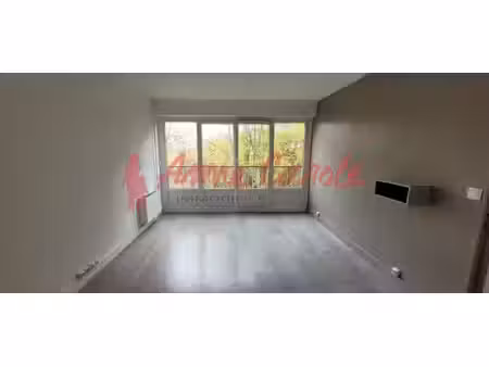appartement 2 pièces en location au moulin de chennevières-s
