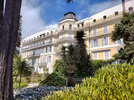 location appartement 2 pièces 42 m² à menton (06500)