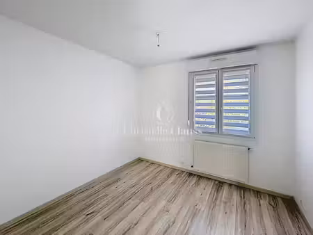 location appartement 3 pièces 64 m² à rixheim (68170)