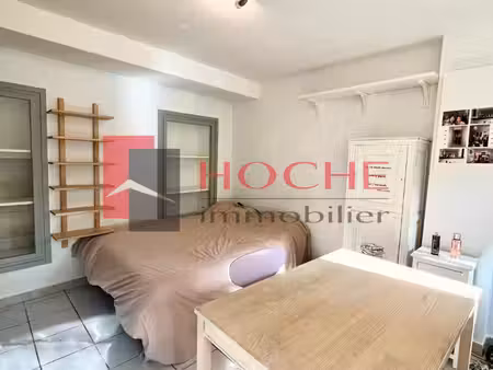 studio - 18 m²