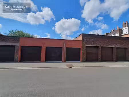 la madeleine - centre - mairie - prox. rue faidherbe & rue ampere - garage en box ferme - 
