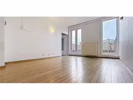 appartement à louer à mouscron pour € 725 avec 1 chambre à coucher