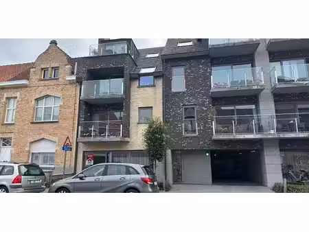 app. rez-de-chaussée à louer à veurne pour € 865 avec 2 chambres à coucher