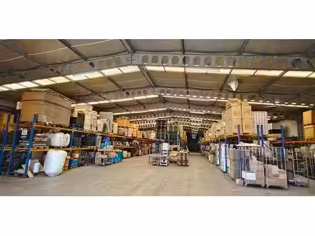 entrepôt à louer à lummen pour € 14.200