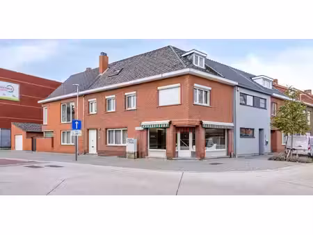 maison à vendre à mol pour € 319.000 avec 6 chambres à coucher