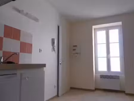 location appartement 2 pièces 24.59 m² à challans (85300)  390 €
