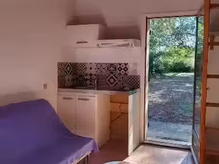 location appartement 1 pièce à salles (33770)  380 €