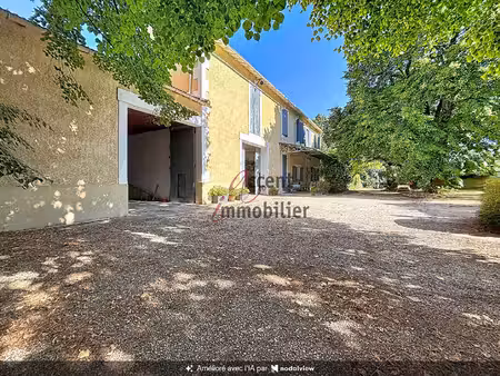 exclusivite : mas t8 230 m² avec plus de 200m² de remises sur 1.2 ha de terrain