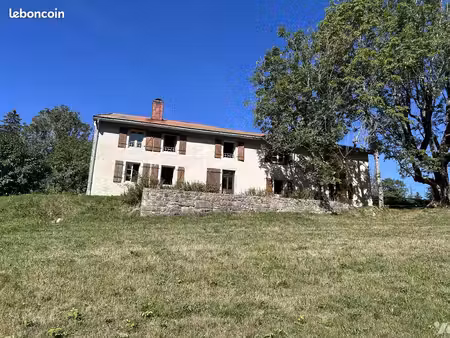 ferme 9 pièces 240 m²