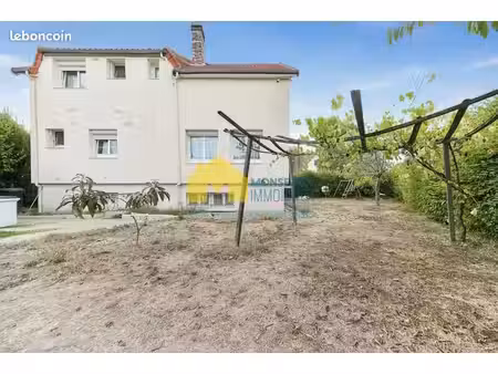 maison 6 pièces 136 m²