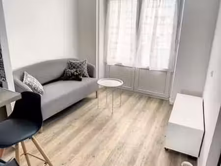 location appartement 2 pièces meublé à brest (29200) : à louer 2 pièces meublé / 25m² bres