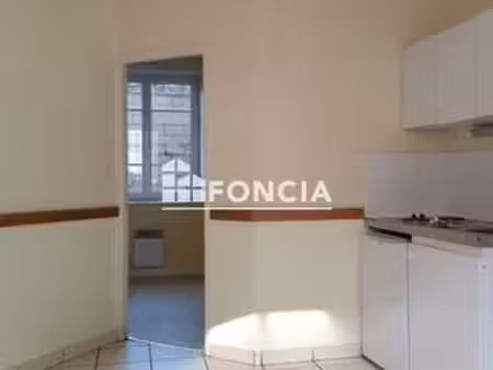 location appartement 2 pièces à landerneau (29800) : à louer 2 pièces / 22m² landerneau