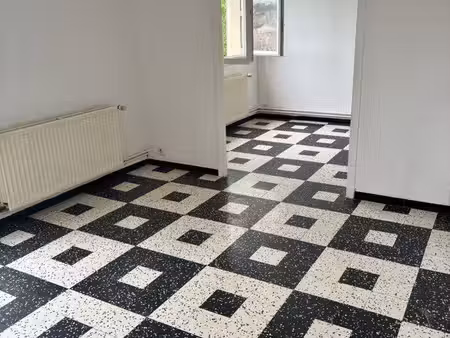 appartement faux t3