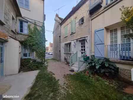 maison 2 pièces 46 m²