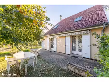 propriété 4 pièces 90 m²