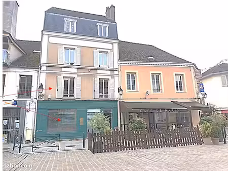 bureau 47m² – provins plein centre