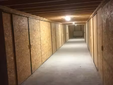 garde meubles à poitiers