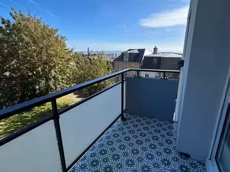 à louer au havre – t2 meublé de 45 8 m² entièrement rénové à neuf  situé dans une résidenc