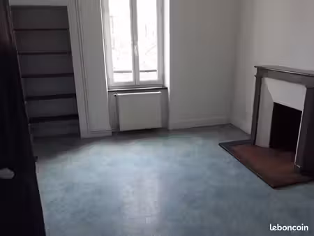 f3 à louer 64m² vichy