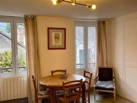 2 pièces meublé 40m2 jardin commun