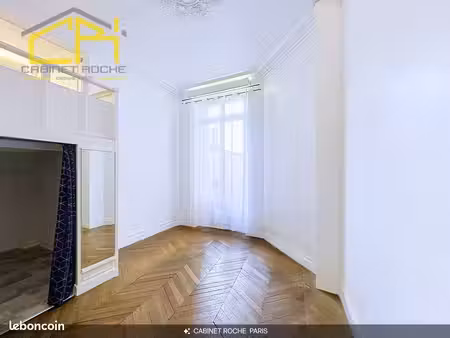 studio 1 pièce 30 m²