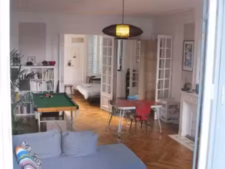 loue à rochefort hyper centre superbe appartement t3 de 76 m2 avec terrasse de 50m2