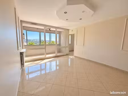 appartement 4 pièces 82 m²