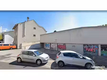box - garage. parc paul mistral